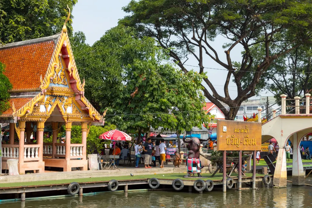 ตลาดน้ำขวัญเรียม