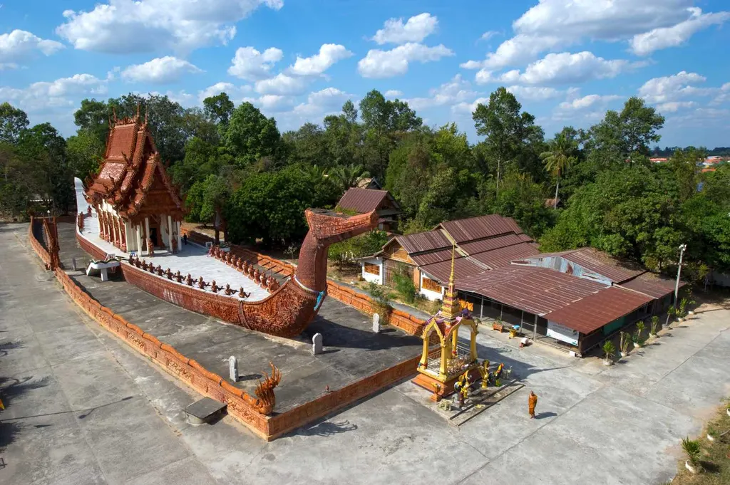 วัดสระประสานสุข