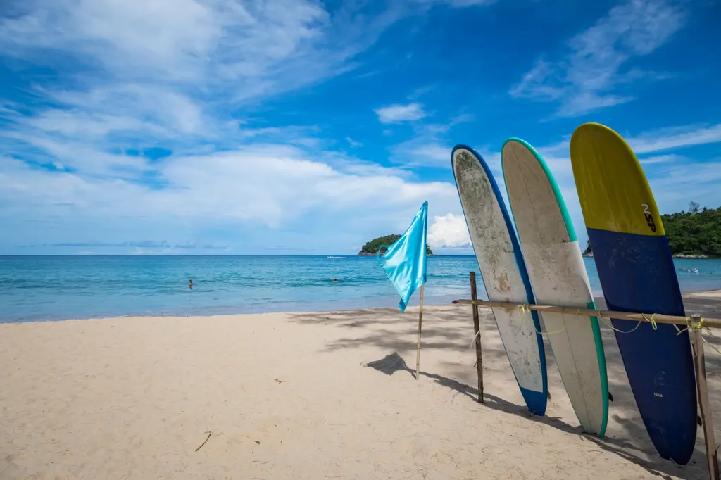 kata-beach-phuket