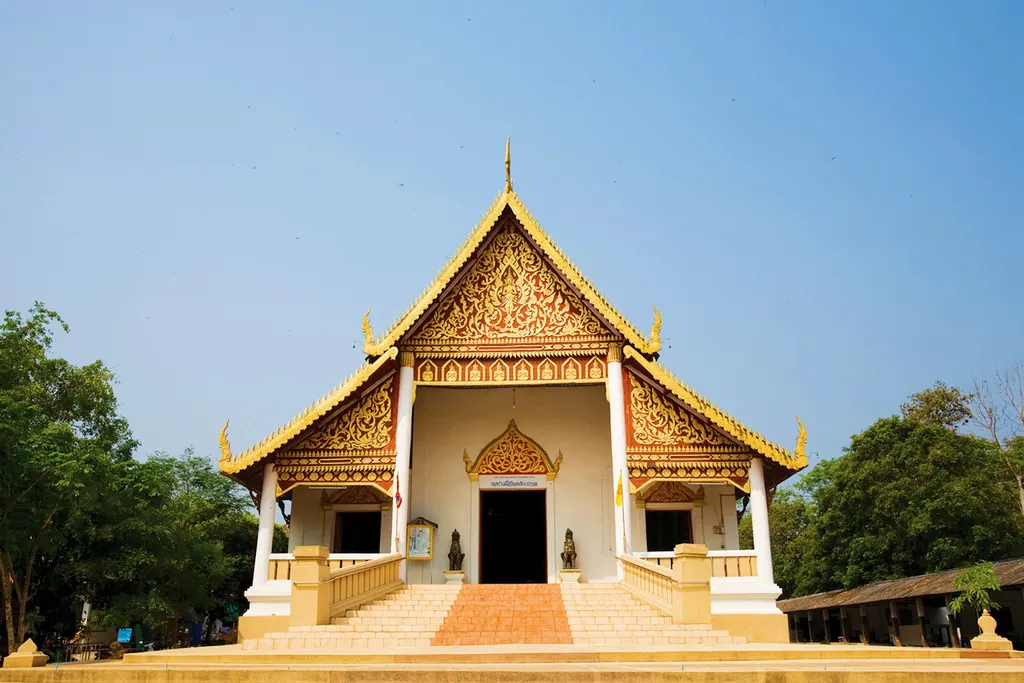 พระธาตุจอมแว่