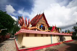 วัดพระนางสร้าง