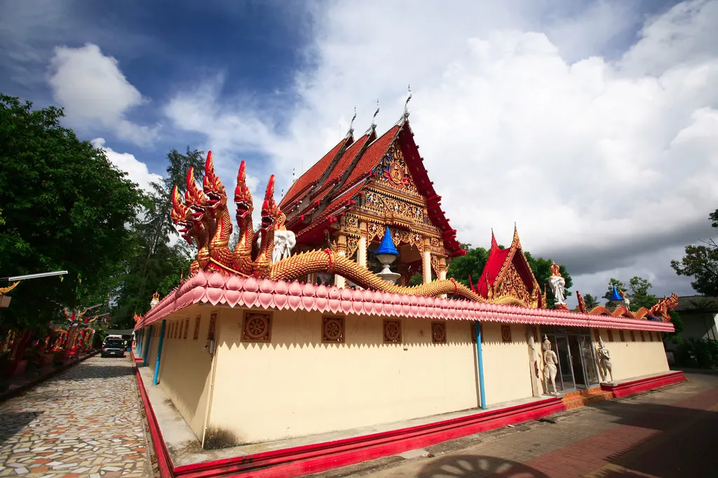 วัดพระนางสร้าง