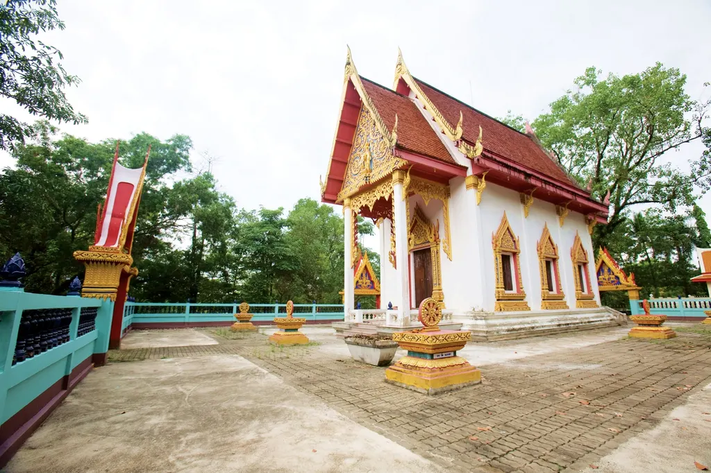 วัดสะพานหิน