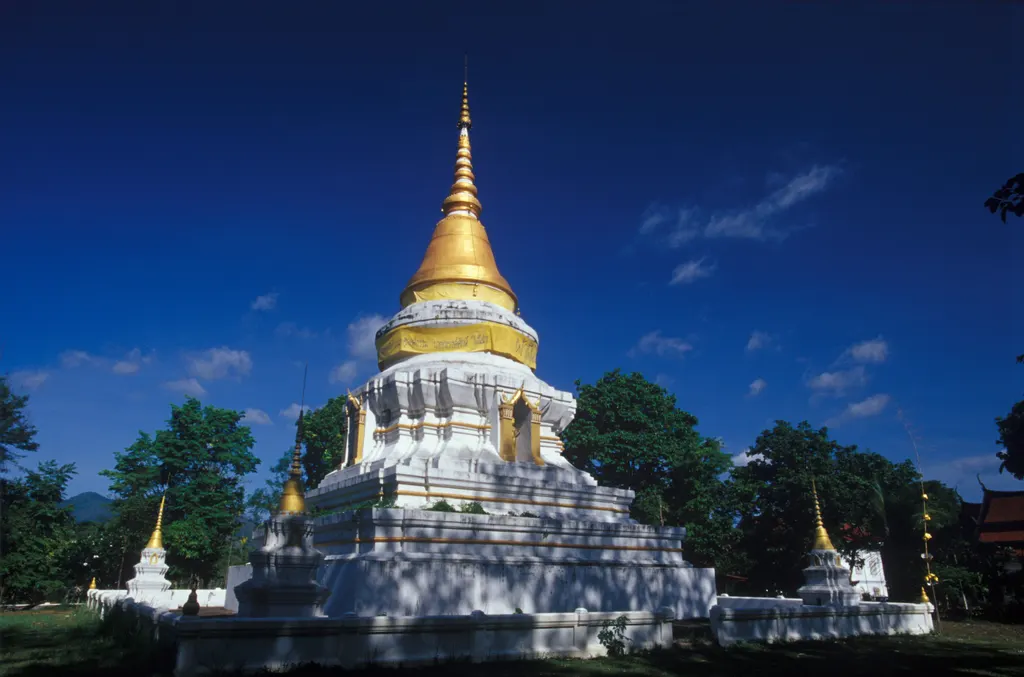 วัดพระฝางสวางคบุรีมุนีนาถ