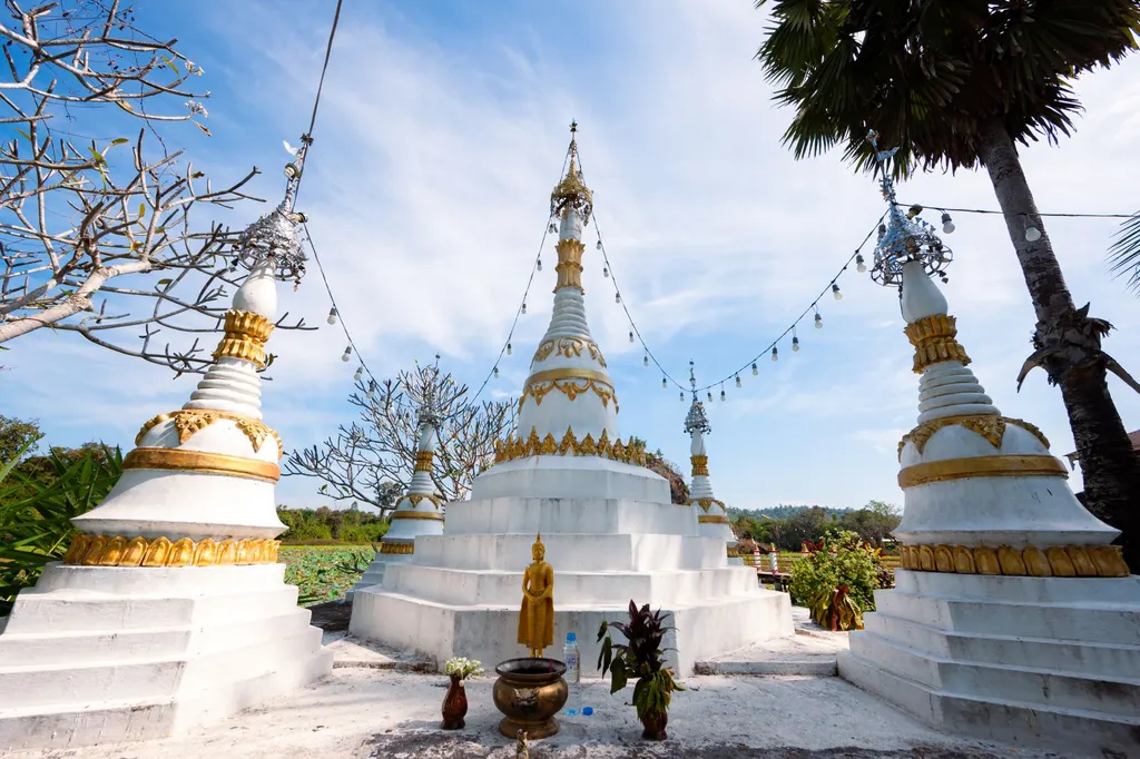 เจดีย์พระธาตุโบอ่อง