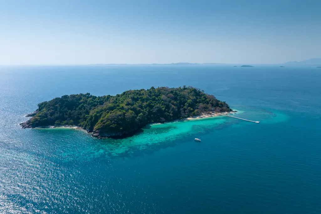 เกาะทะลุ