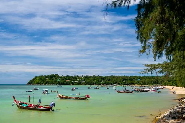 หาดราไวย์