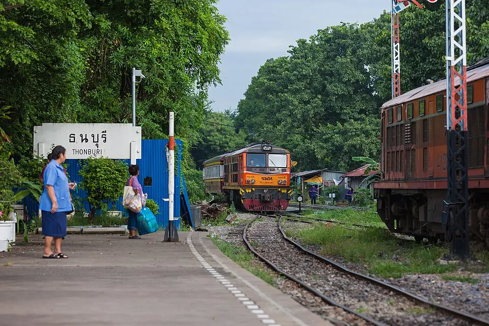 สถานีรถไฟบางกอกน้อย (สถานีรถไฟธนบุรี)