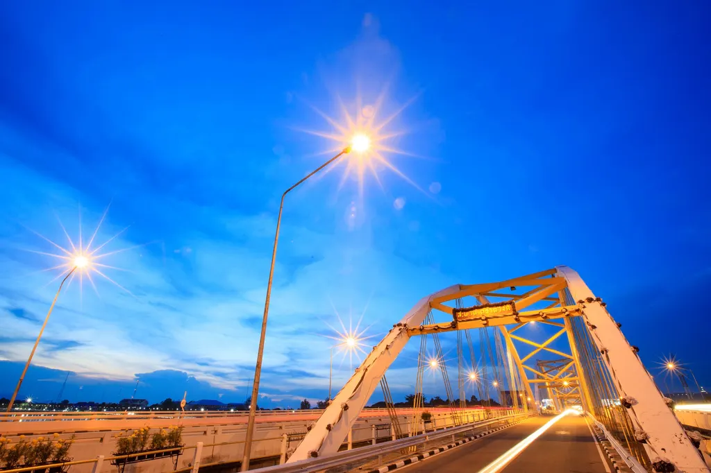 สะพานเดชาติวงศ์