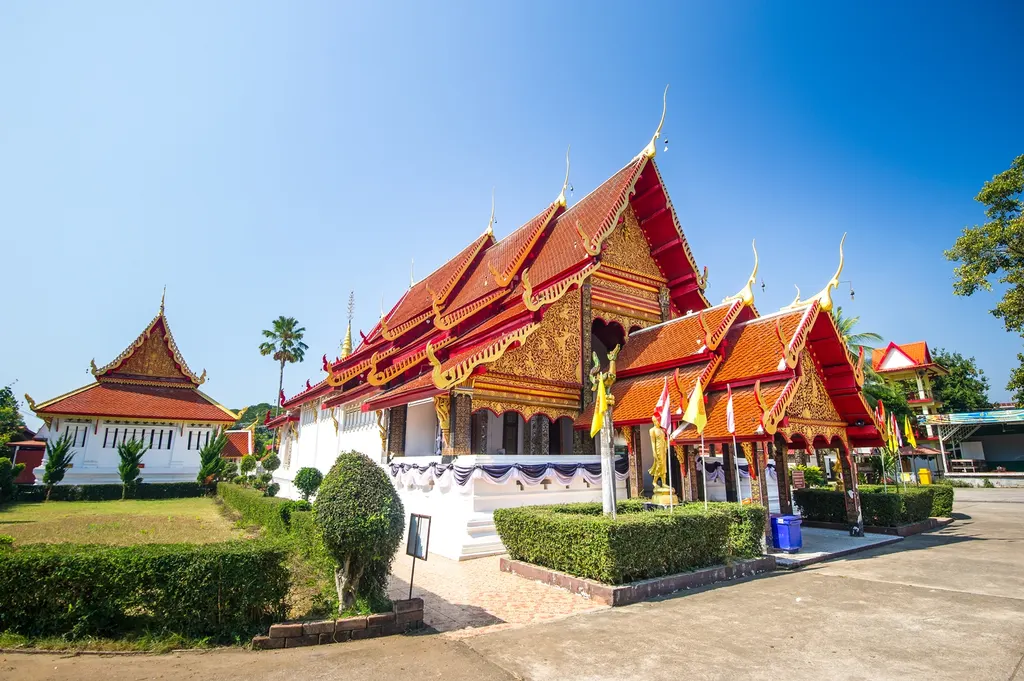 วัดพระนอน