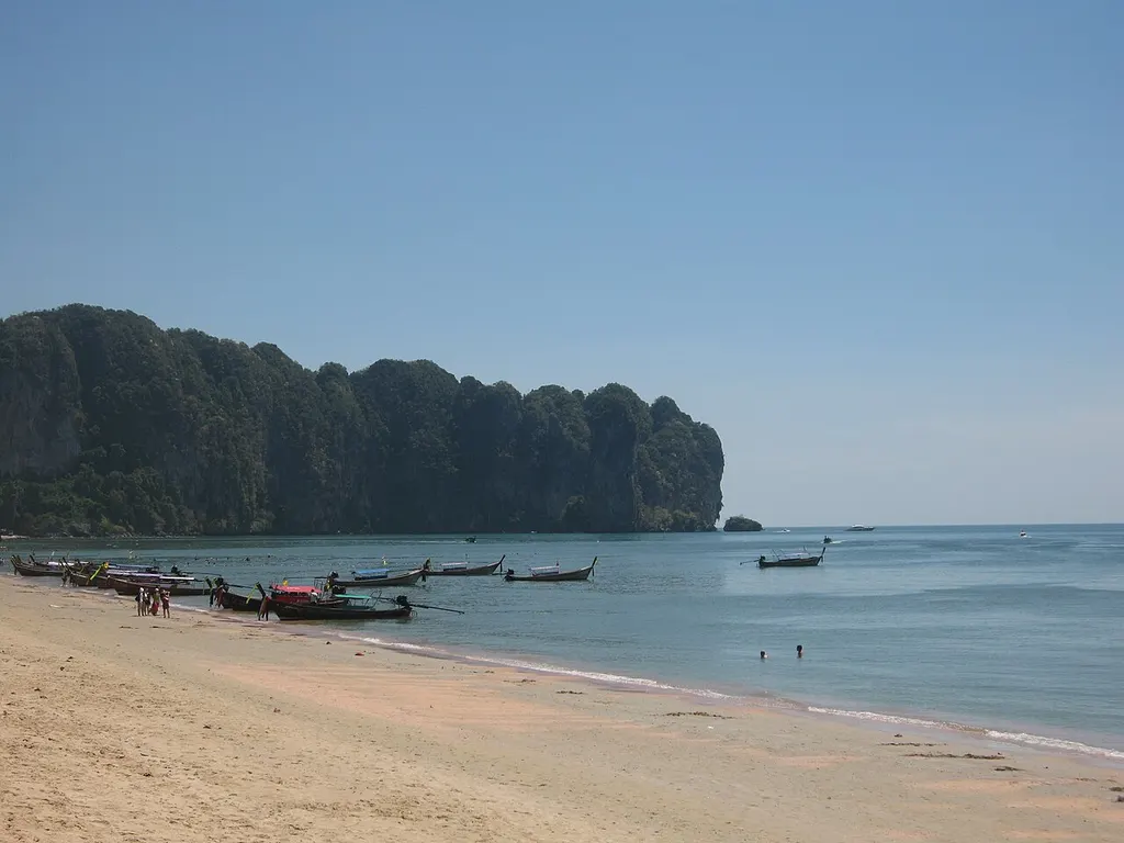 หาดอ่าวนาง