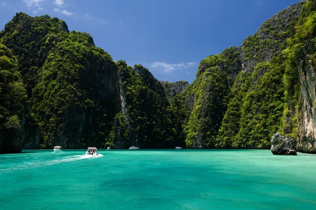 เกาะพีพีเล