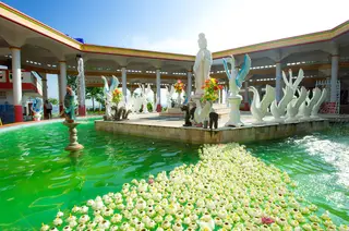 วัดราชคีรีหิรัญยาราม