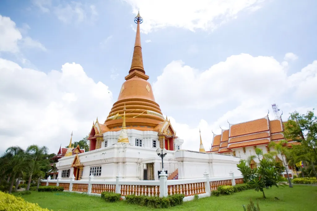 วัดศรีสวรรค์สังฆาราม (วัดถือน้ำ)