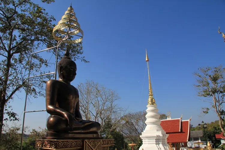 วัดกลาง