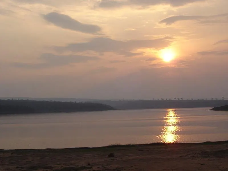 หาดชมตะวัน