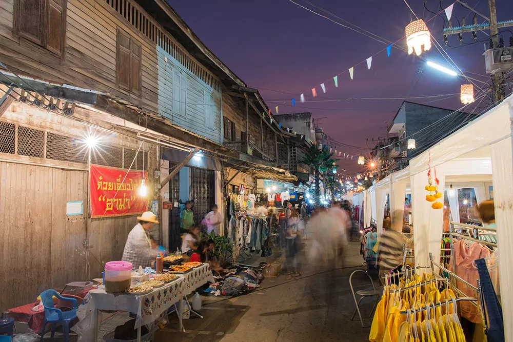 ถนนคนเดินไทหล่ม