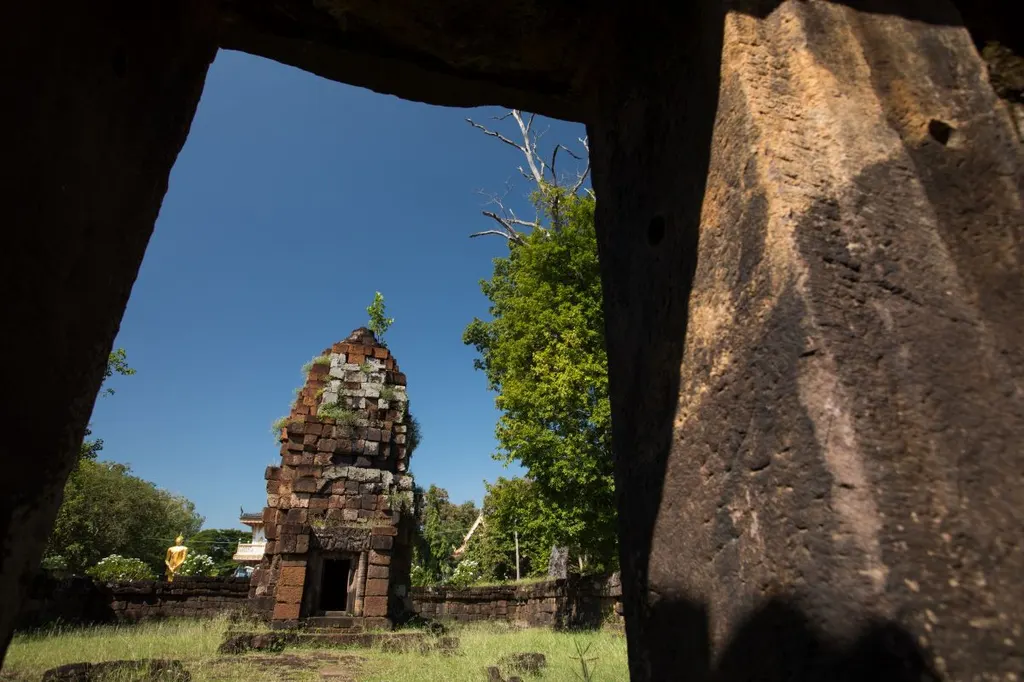 ปราสาทสระกำแพงน้อย