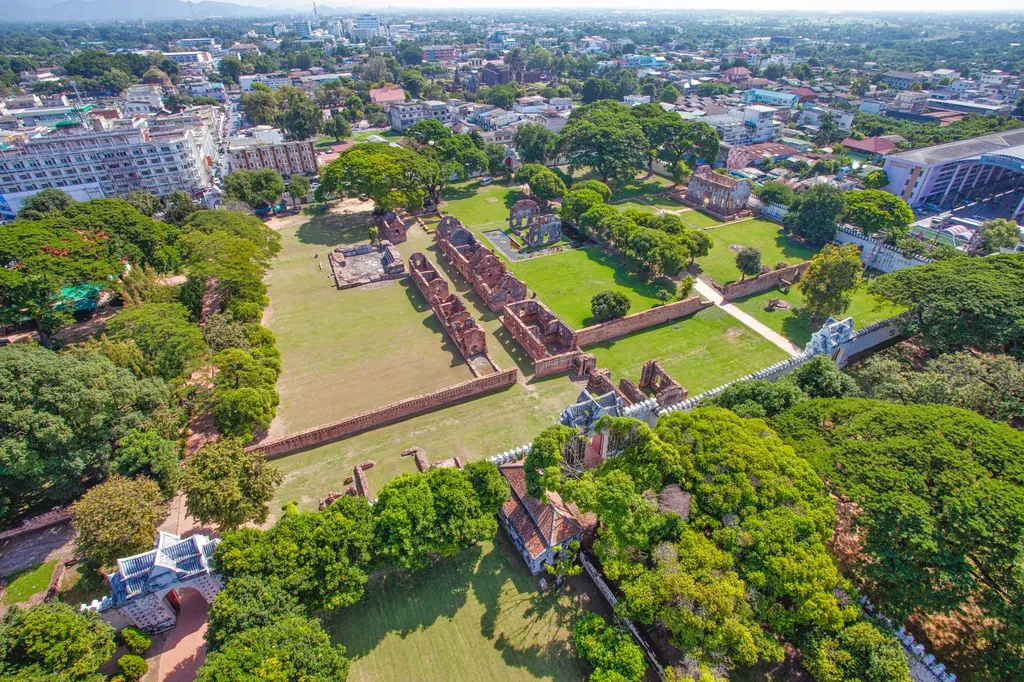 พระนารายณ์ราชนิเวศน์