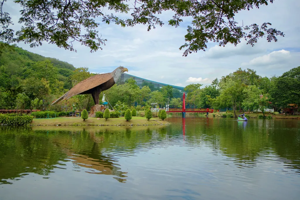 สวนนกชัยนาท
