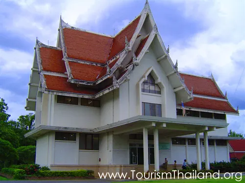 พิพิธภัณฑสถานแห่งชาติกำแพงเพชร